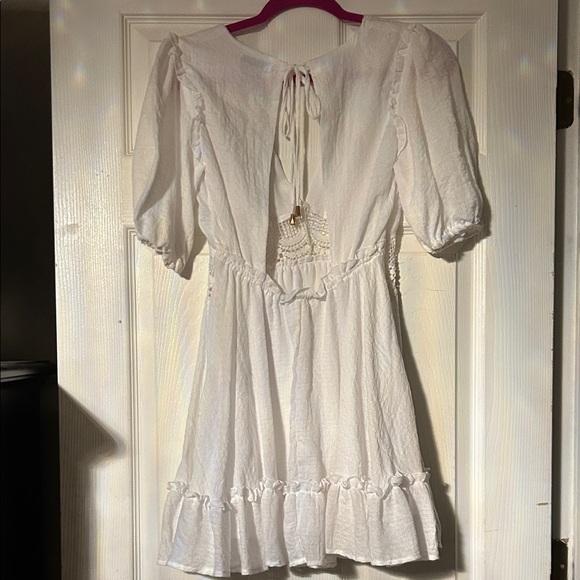 Dainty Hooligan Elegant White Textured Dress - Picture 7 of 7